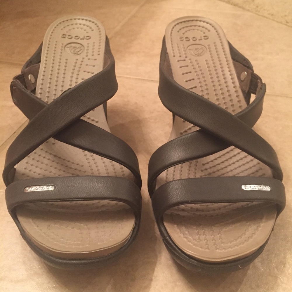 Crocs Cyprus Heel, color espresso NWOT